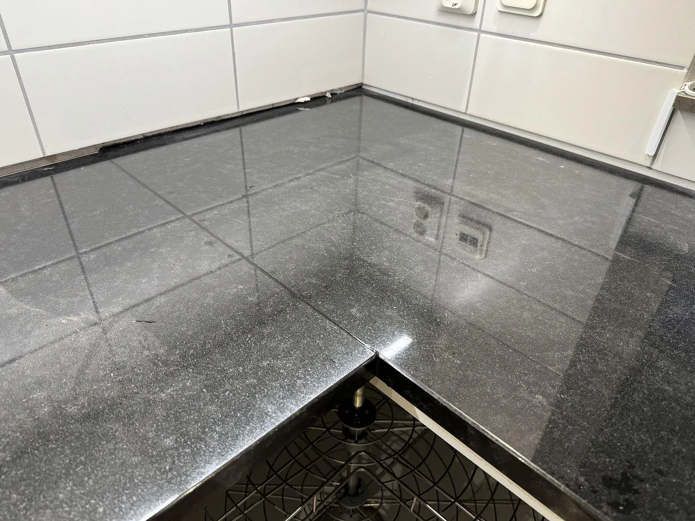 Køkkenbordplade i Nero Assoluto, Malmö – billede 6