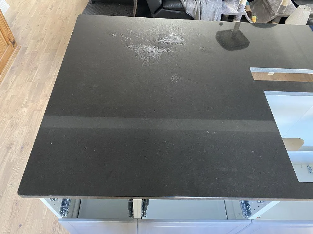 Køkkenbordplade i Nero Assoluto, Malmö – billede 8