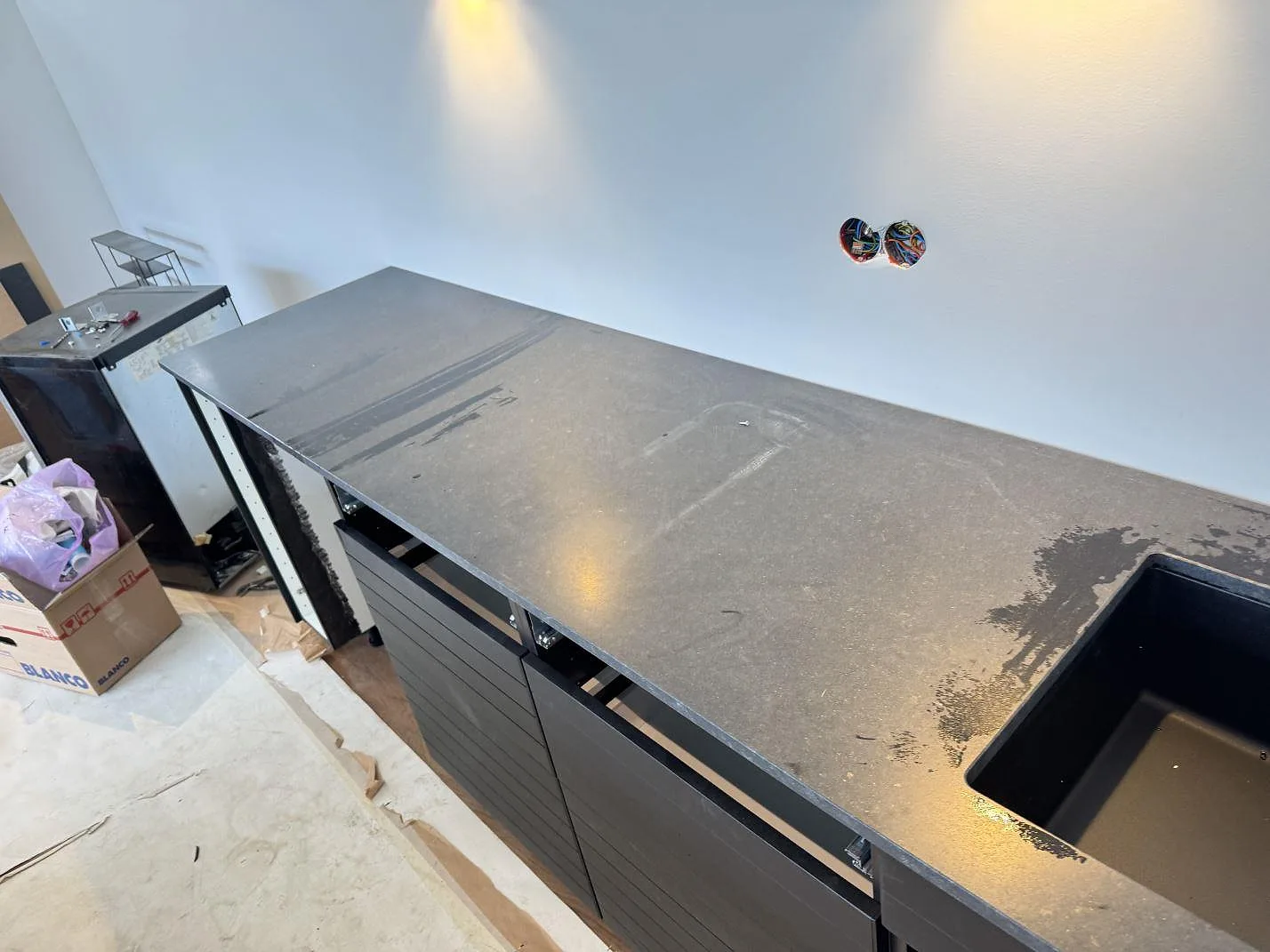 Køkkenbordplade i Nero Assoluto, Malmö – billede 2