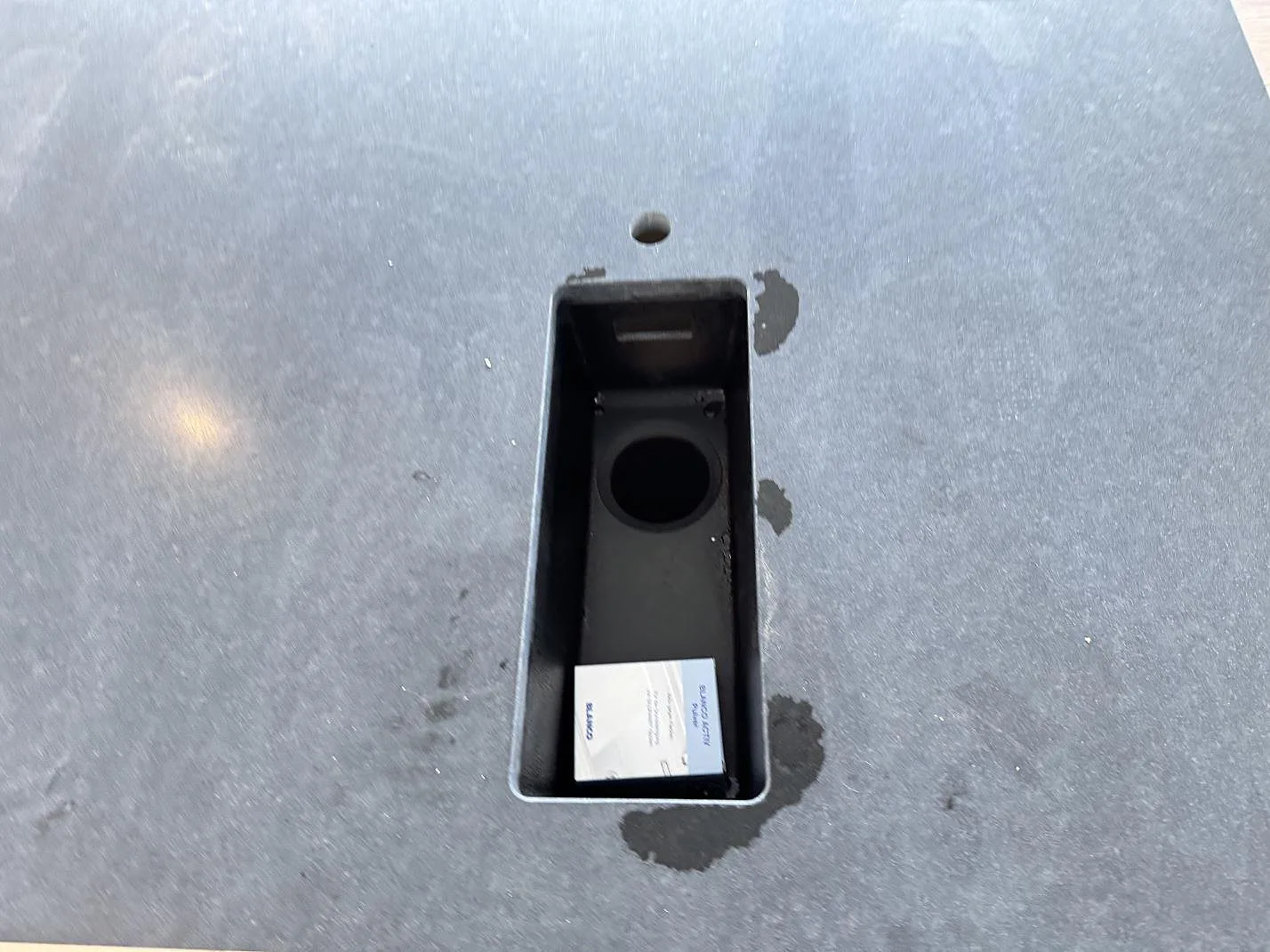 Køkkenbordplade i Nero Assoluto, Malmö – billede 8