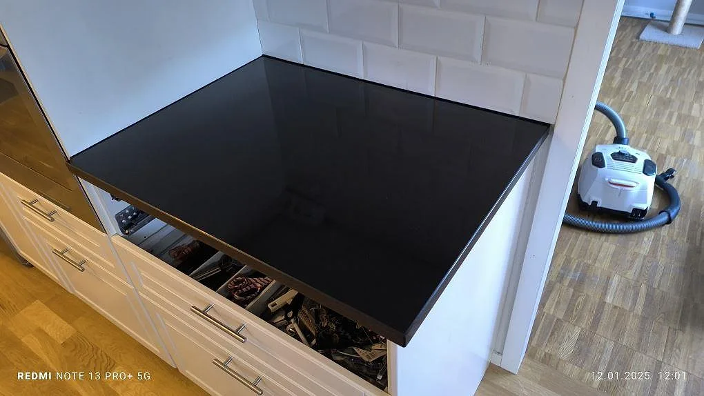 Køkkenbordplade i Nero Assoluto, Motala – billede 2