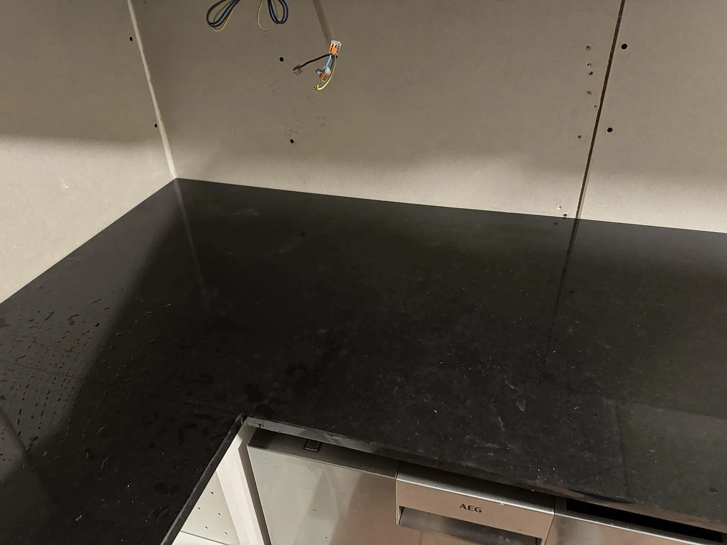 Køkkenbordplade i Nero Assoluto, Oxie – billede 5