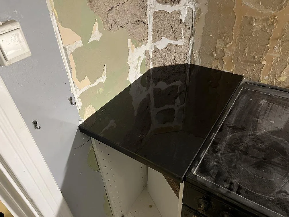 Køkkenbordplade i Nero Assoluto, Stockholm – billede 2