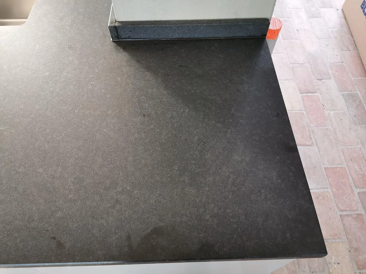 Køkkenbordplade i Nero Assoluto, Trelleborg – billede 5