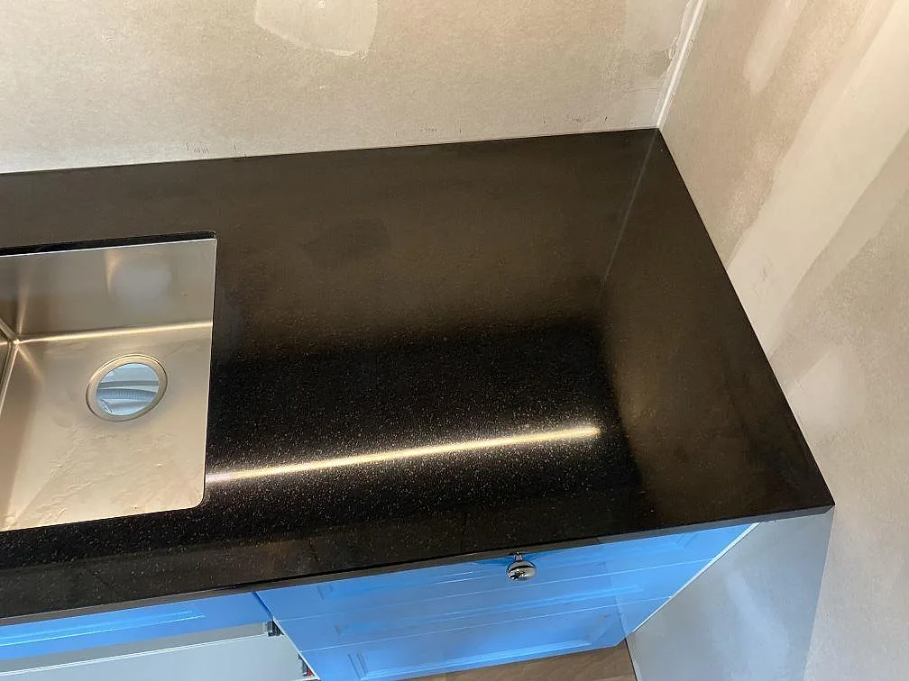 Køkkenbordplade i Nero Assoluto, Vänersborg – billede 8