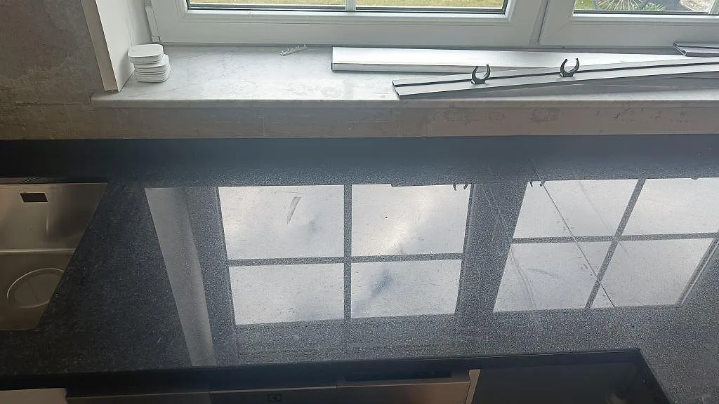 Køkkenbordplade i Nero Assoluto, Vellinge – billede 3