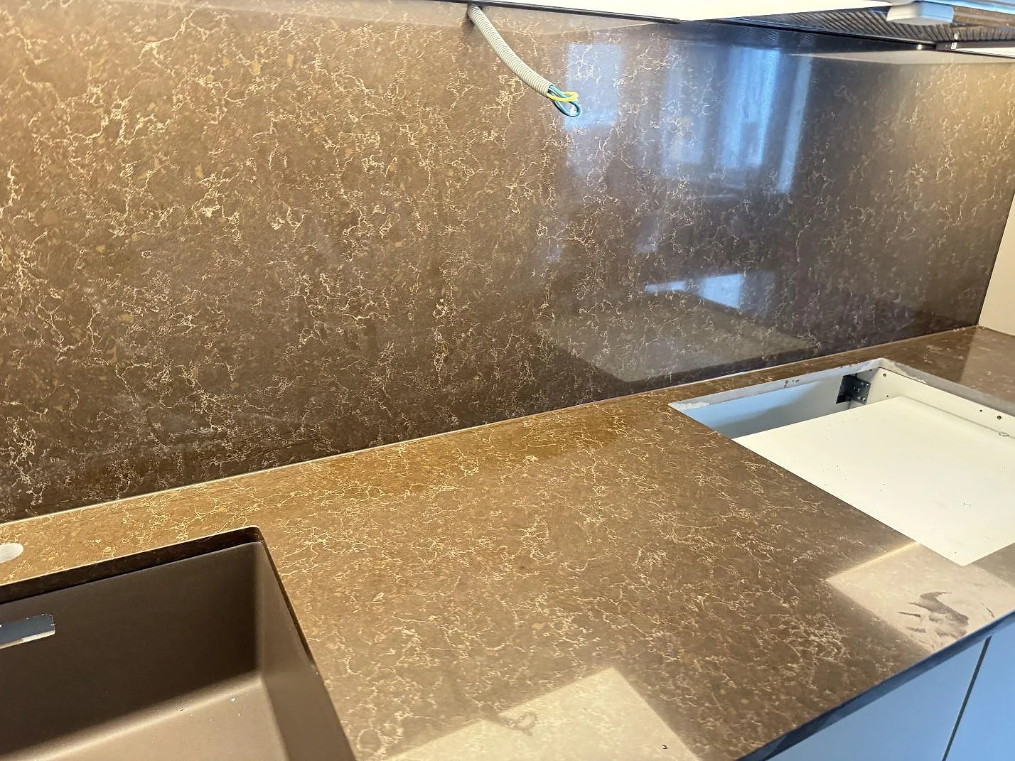 Køkkenbordplade i Noble Athos Brown, Halmstad – billede 2