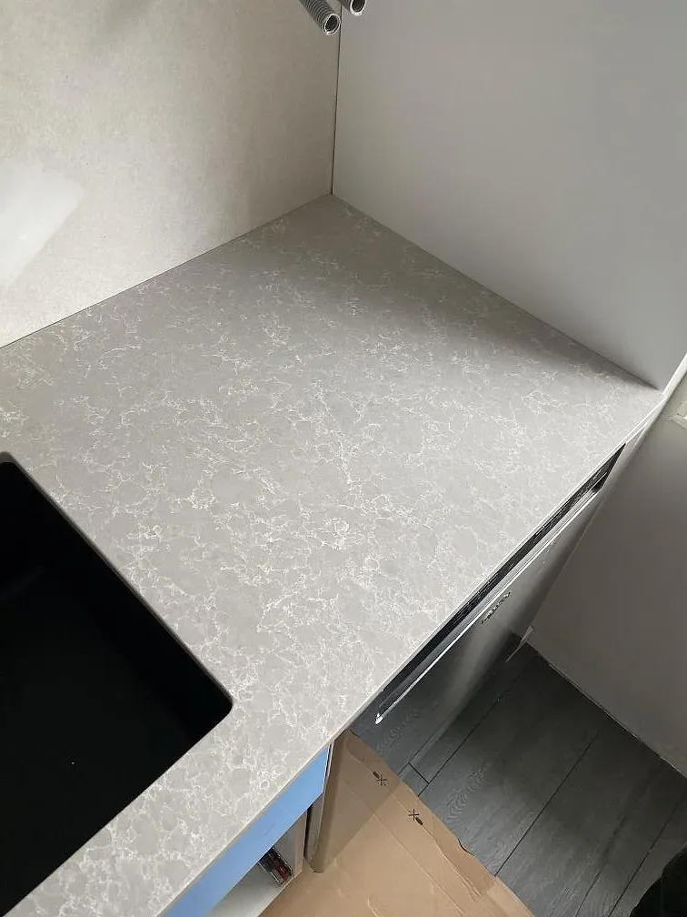 Køkkenbordplade i Technistone Noble Olympos Mist, Svedala – billede 7
