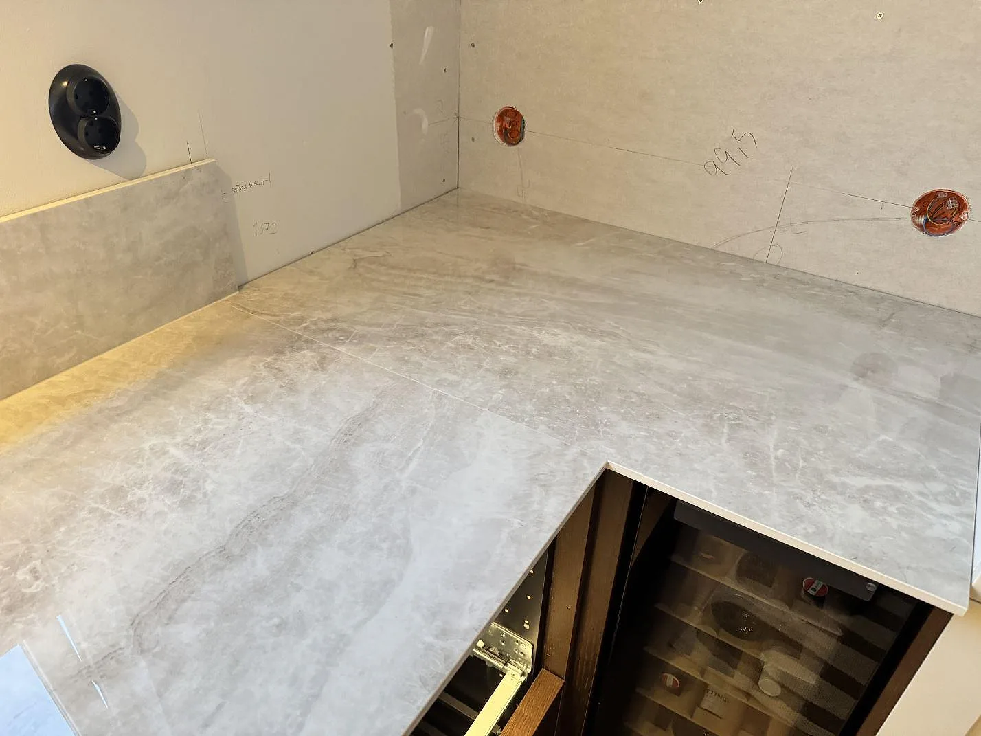 Køkkenbordplade i Nuovo Corso Taj Mahal, Göteborg – billede 4