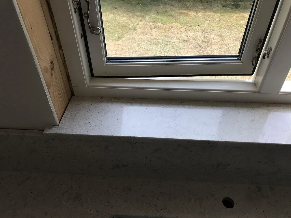 Køkkenbordplade i Quarella Bianco Savoia, Beddingestrand – billede 7