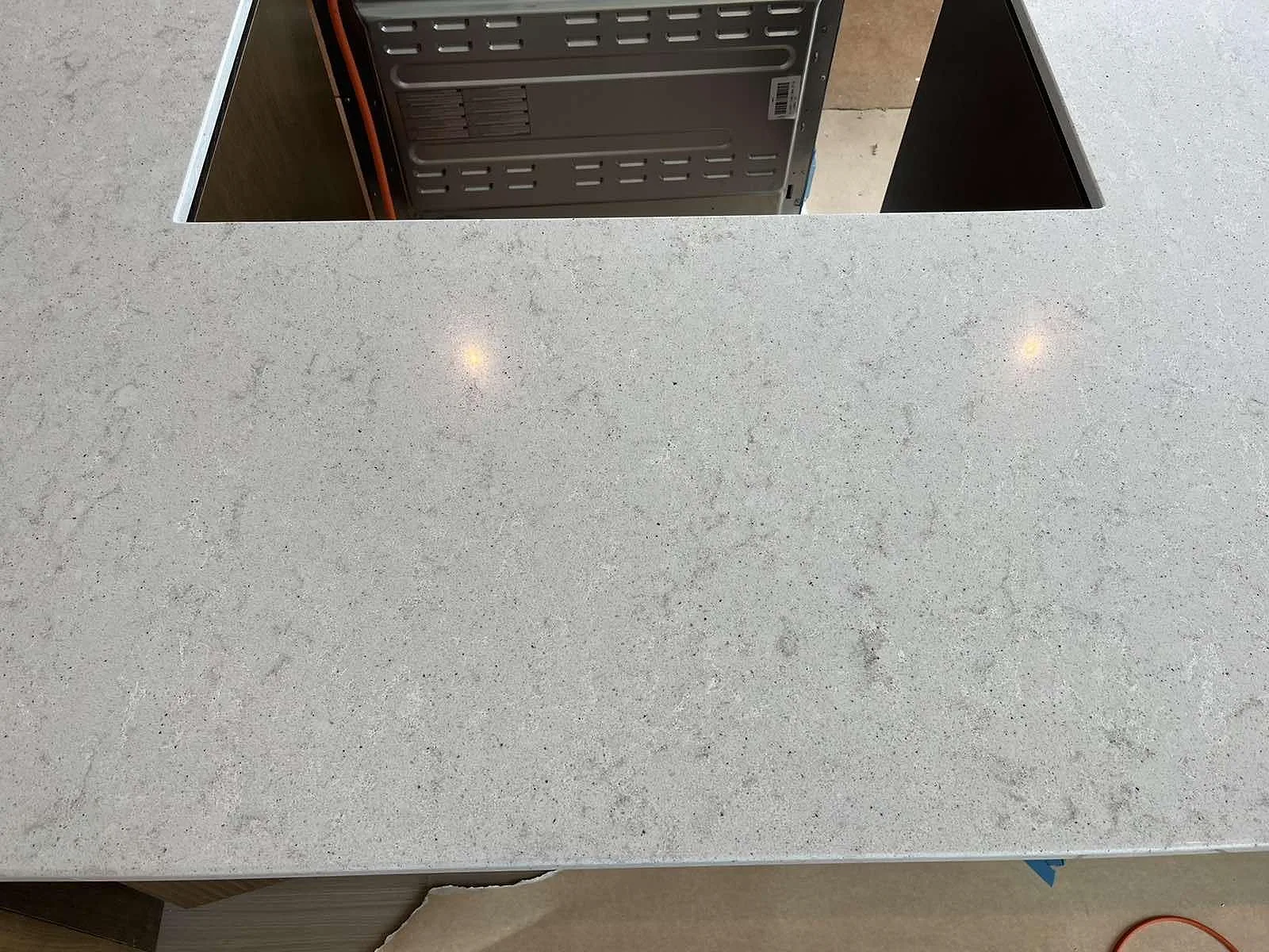 Køkkenbordplade i Quarella Bianco Savoia, Grebbestad – billede 3