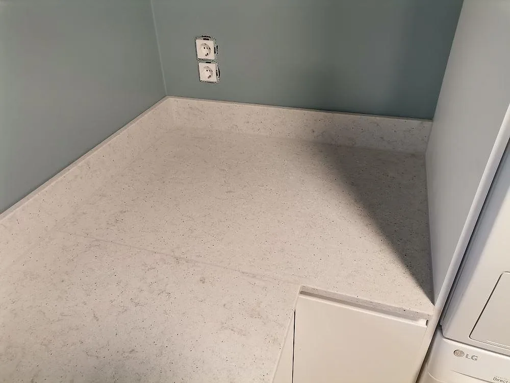 Køkkenbordplade i Quarella Bianco Savoia, Hässelby – billede 6