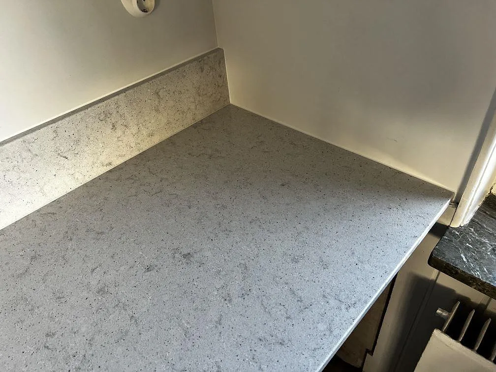 Køkkenbordplade i Quarella Bianco Savoia, Lomma – billede 8
