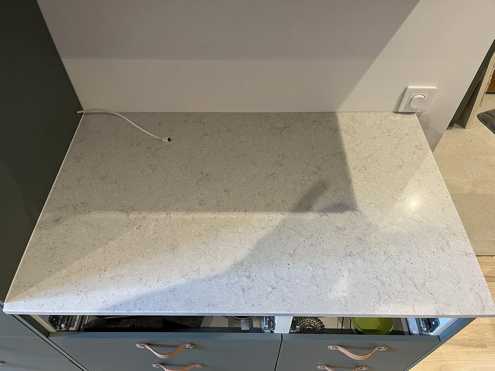 Køkkenbordplade i Quarella Bianco Savoia, Malmö – billede 4