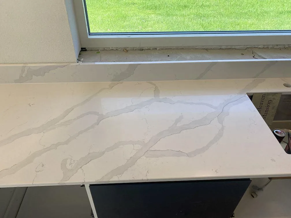 Køkkenbordplade i Quarella Bianco Venere, Påarp – billede 3