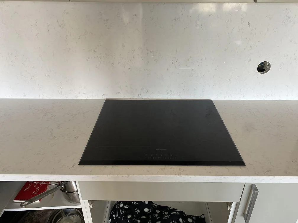 Køkkenbordplade i Quarella Navona, Malmö – billede 5
