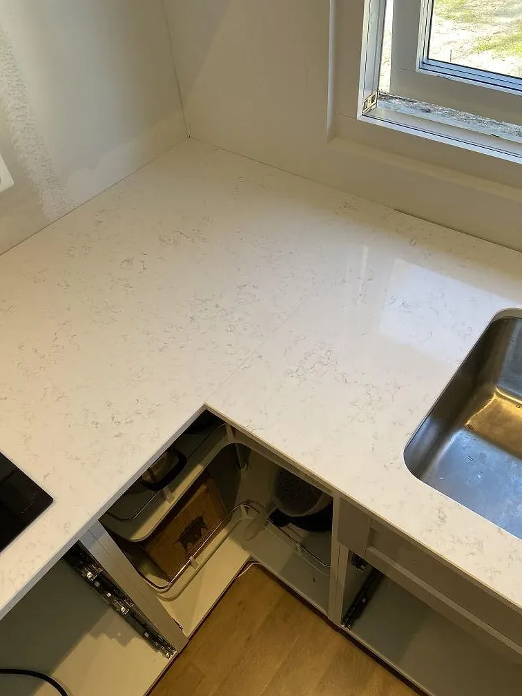 Køkkenbordplade i Quarella Navona, Skanör – billede 3