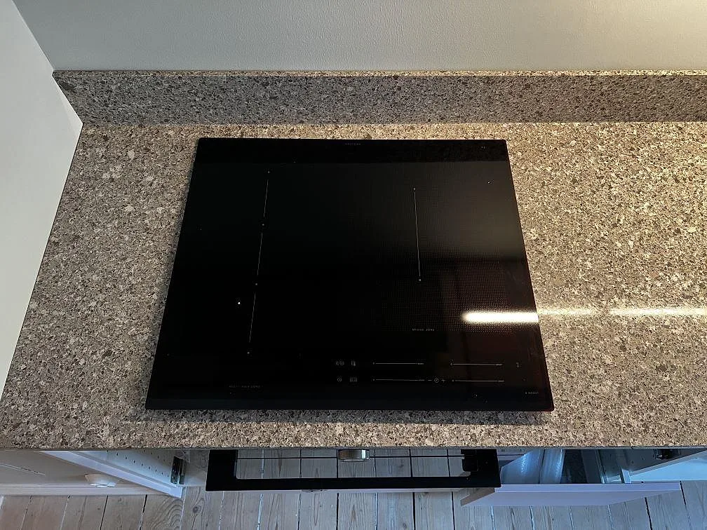 Køkkenbordplade i Silestone Alpina White, Göteborg – billede 7