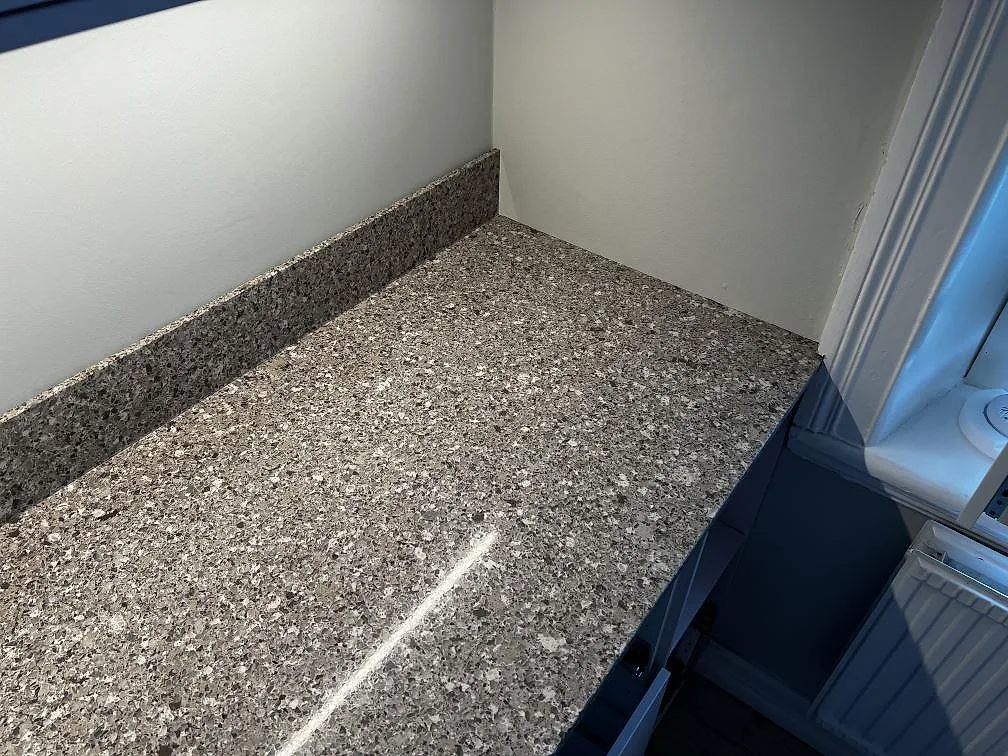 Køkkenbordplade i Silestone Alpina White, Göteborg – billede 5