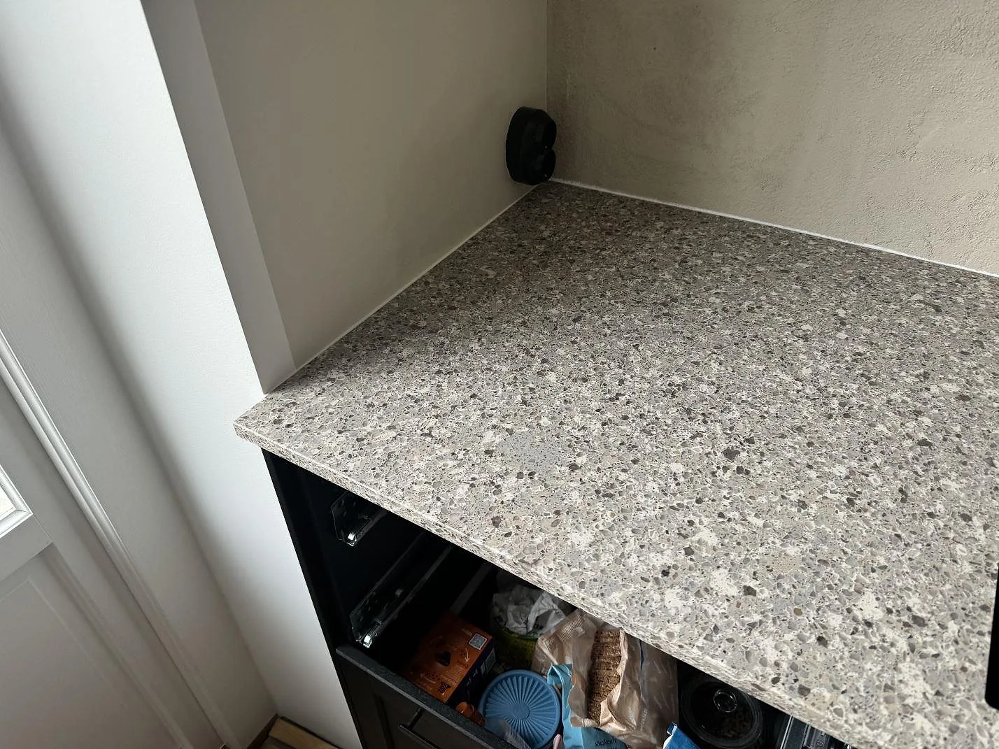 Køkkenbordplade i Silestone Alpina White, Limhamn – billede 3