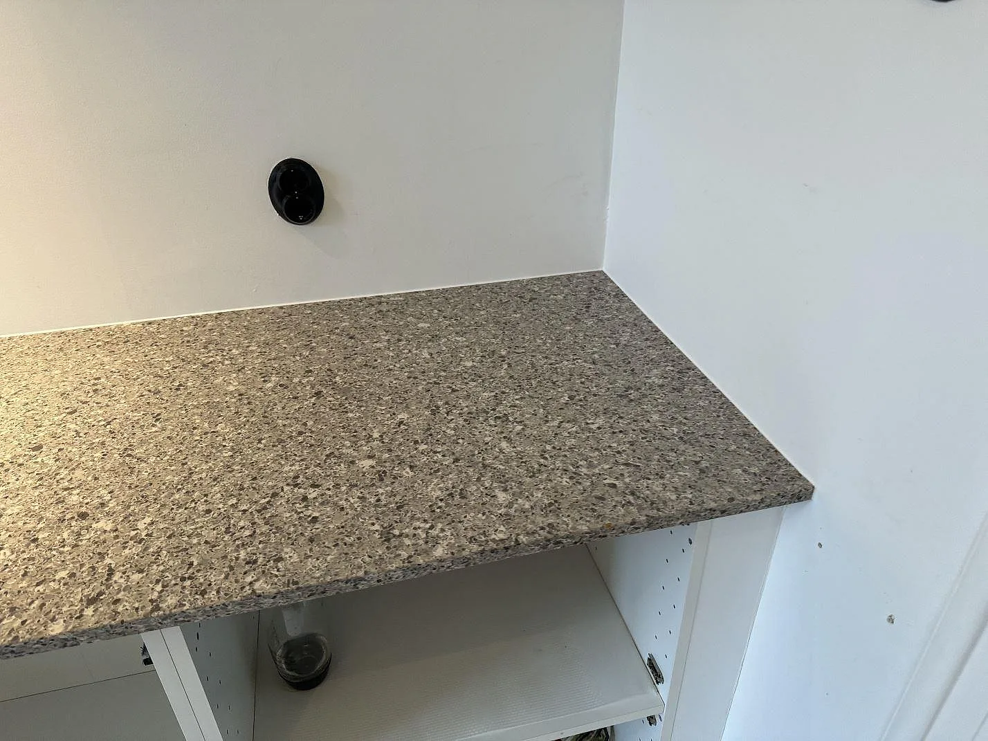 Køkkenbordplade i Silestone Alpina White, Malmö – billede 5