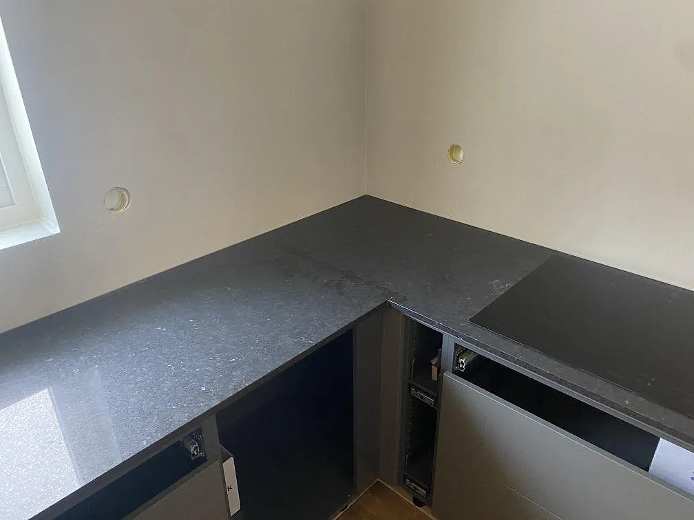 Køkkenbordplade i Silestone Arden Blue, Nättraby – billede 5