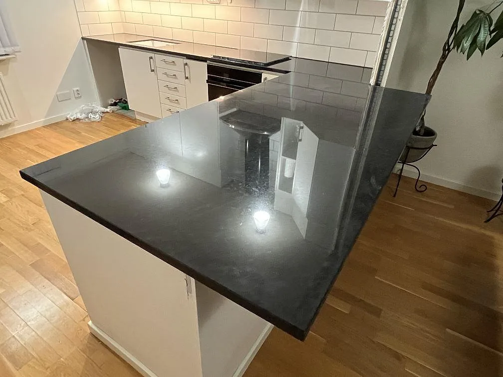 Køkkenbordplade i Silestone Arden Blue, Strängnäs – billede 2