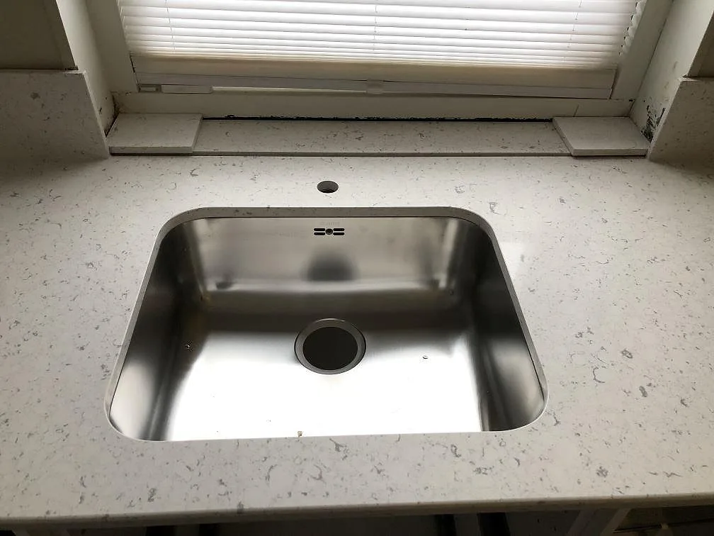 Køkkenbordplade i Silestone Bianco River, Partille – billede 5