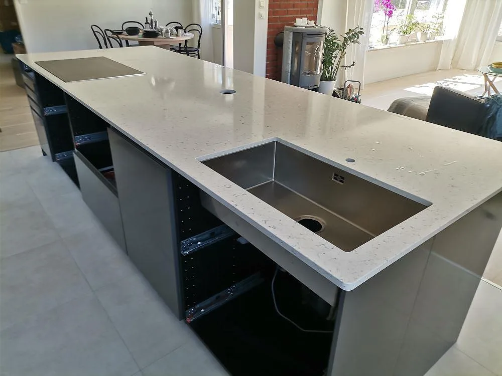 Køkkenbordplade i Silestone Bianco River, Tyresö