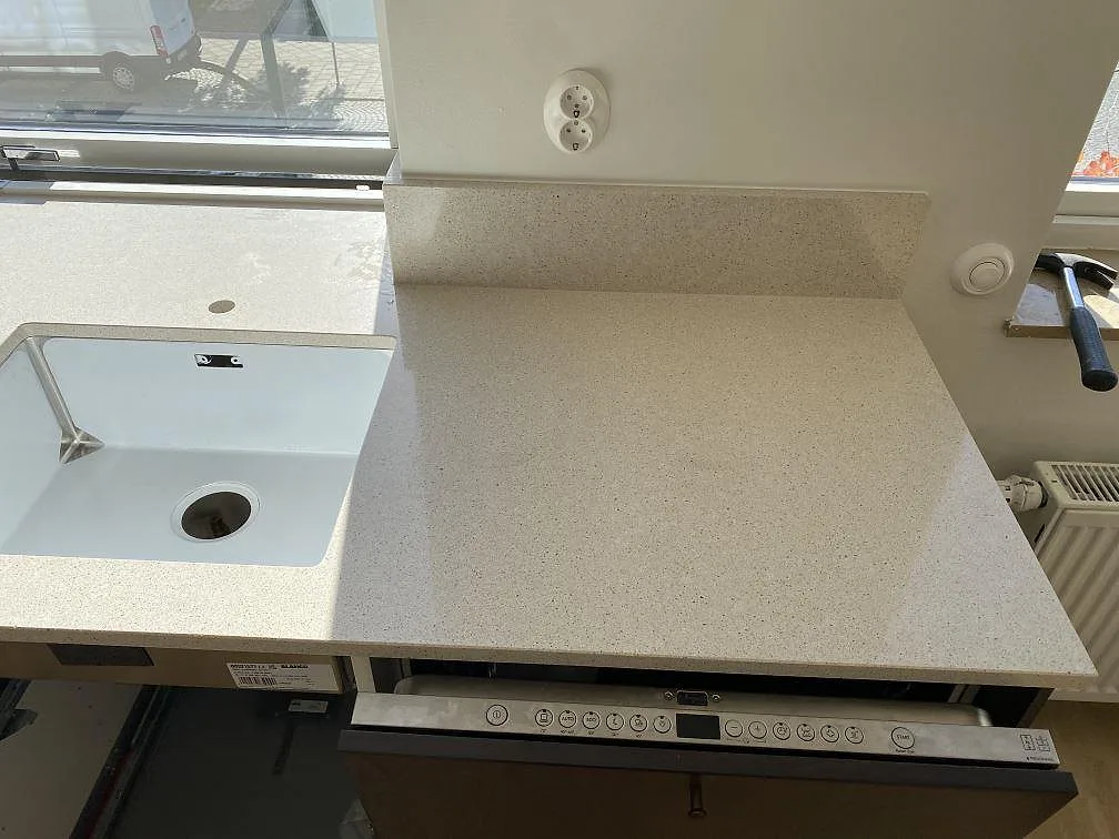 Køkkenbordplade i Silestone Blanco City, Malmö – billede 2