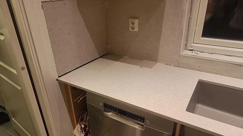 Køkkenbordplade i Silestone Blanco City, Malmö – billede 5