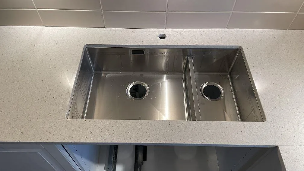 Køkkenbordplade i Silestone Blanco City, Tygelsjö – billede 2