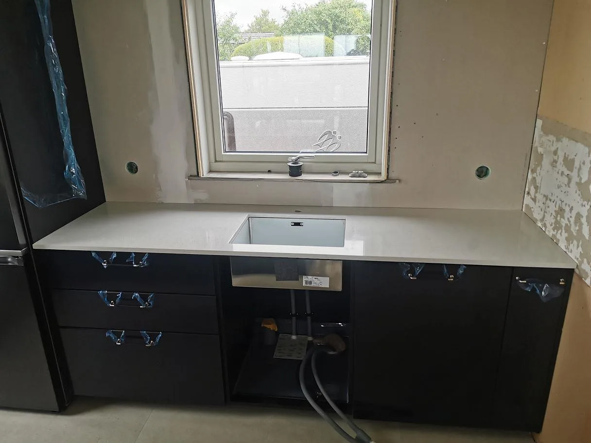 Køkkenbordplade i Silestone Blanco Maple, Grevie – billede 2