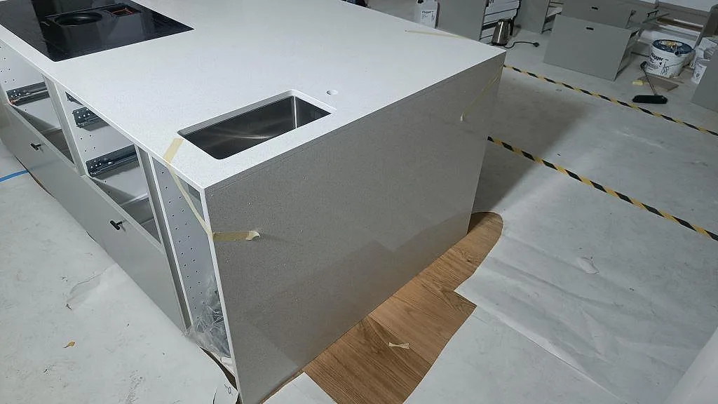 Køkkenbordplade i Silestone Blanco Maple 14, Lund – billede 2