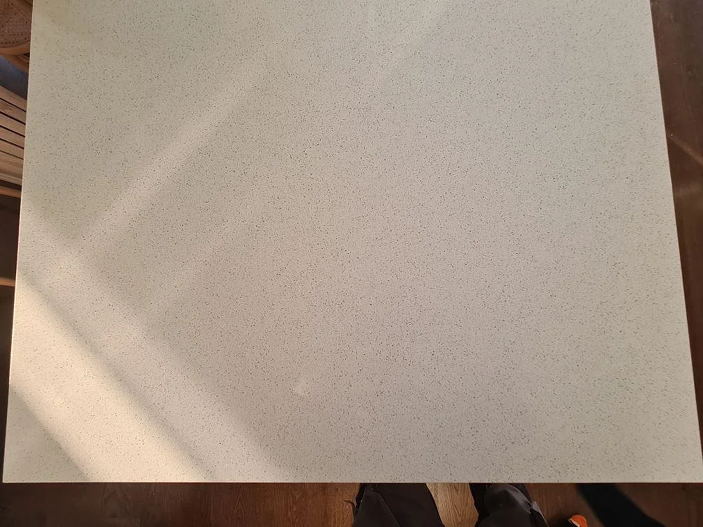 Køkkenbordplade i Silestone Blanco Maple 14, Stockholm – billede 3