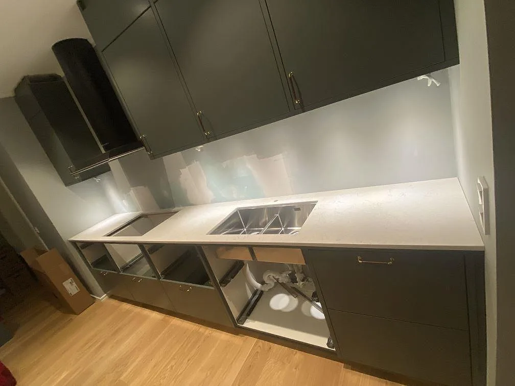 Køkkenbordplade i Silestone Blanco Orion, Åhus – billede 2