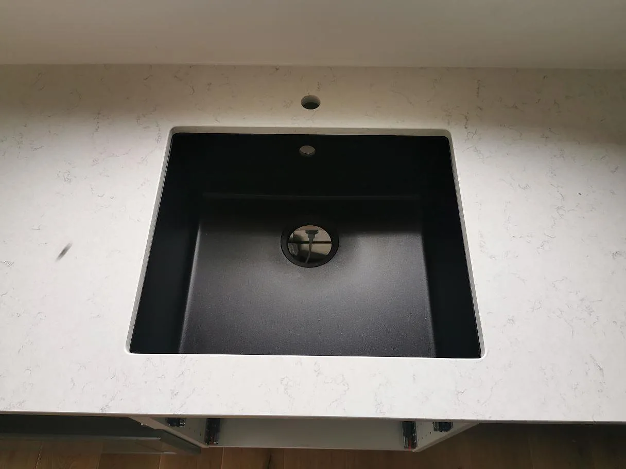 Køkkenbordplade i Silestone Blanco Orion, Anderslöv – billede 4