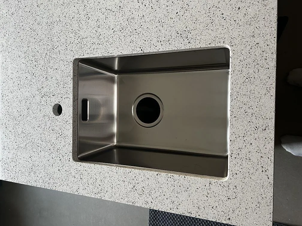 Køkkenbordplade i Silestone Blanco Stellar, Tvååker – billede 3