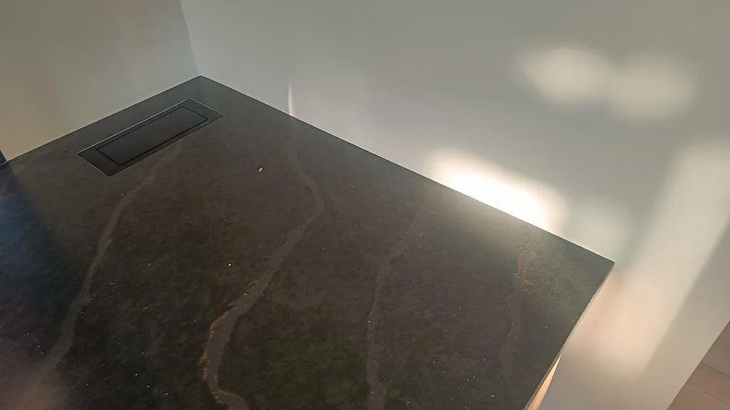 Køkkenbordplade i Silestone Bohemian Flame, Kävlinge – billede 5