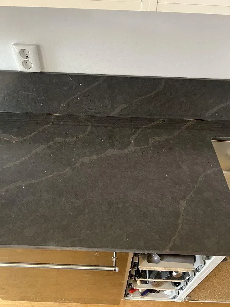 Køkkenbordplade i Silestone Bohemian Flame, Limhamn – billede 4