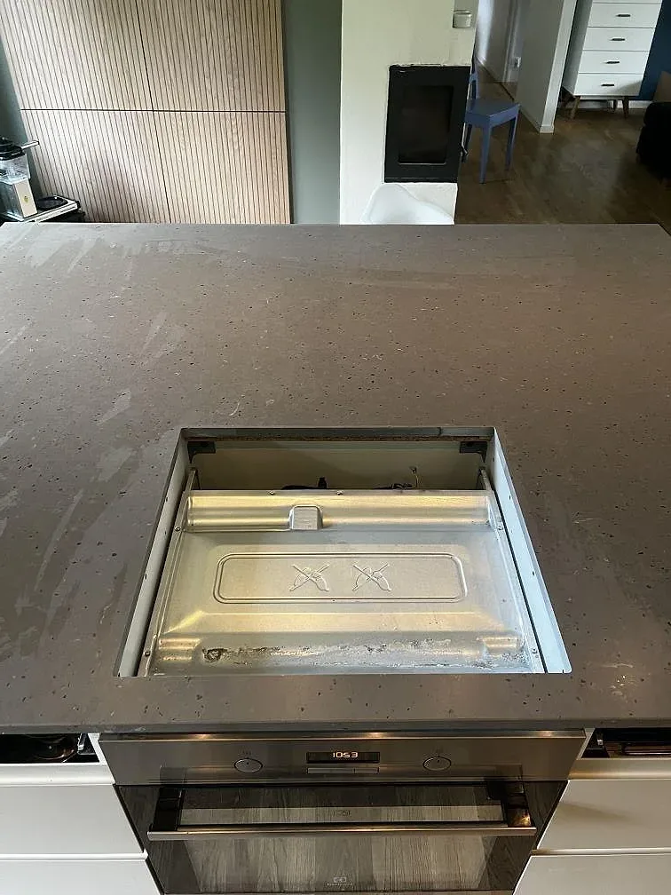 Køkkenbordplade i Silestone Brass Relish, Ängelholm – billede 4