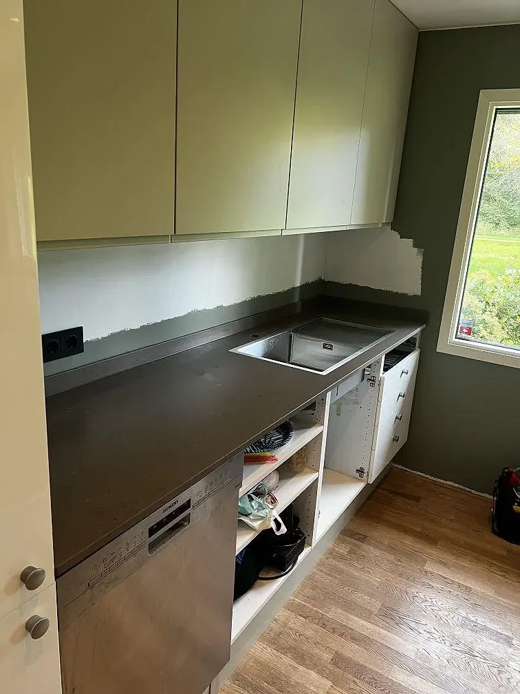 Køkkenbordplade i Silestone Brass Relish, Ängelholm – billede 2