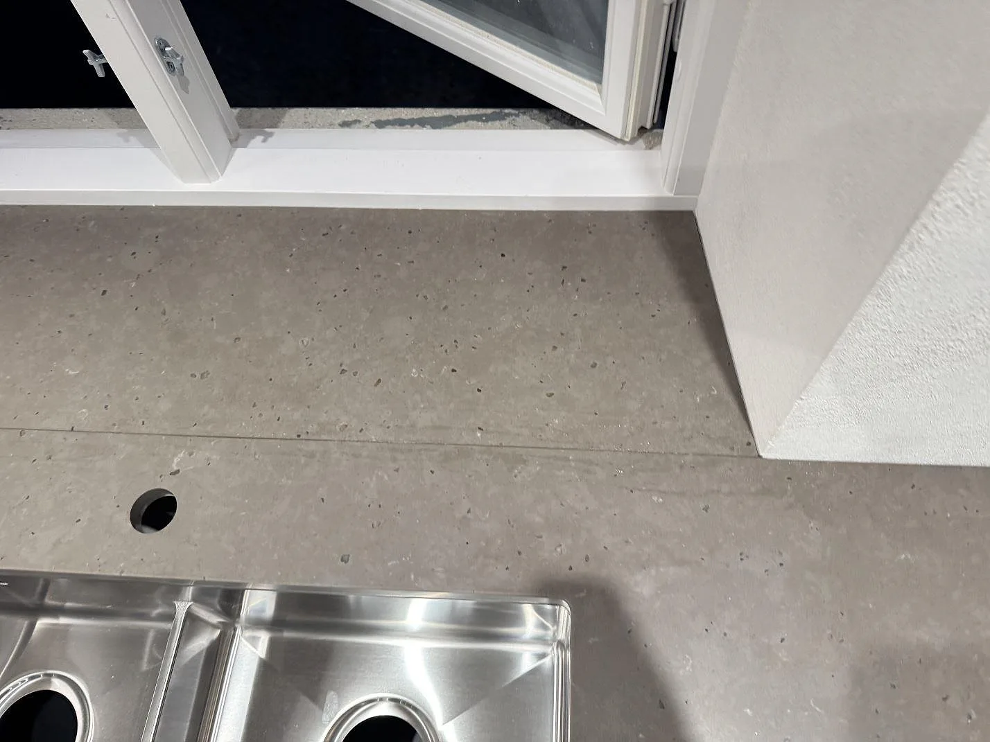 Køkkenbordplade i Silestone Brass relish, Barsebäck – billede 6