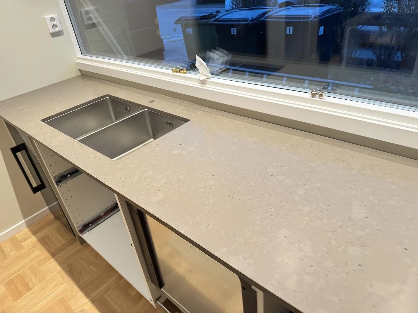 Køkkenbordplade i Silestone Brass relish, Bjärred – billede 2