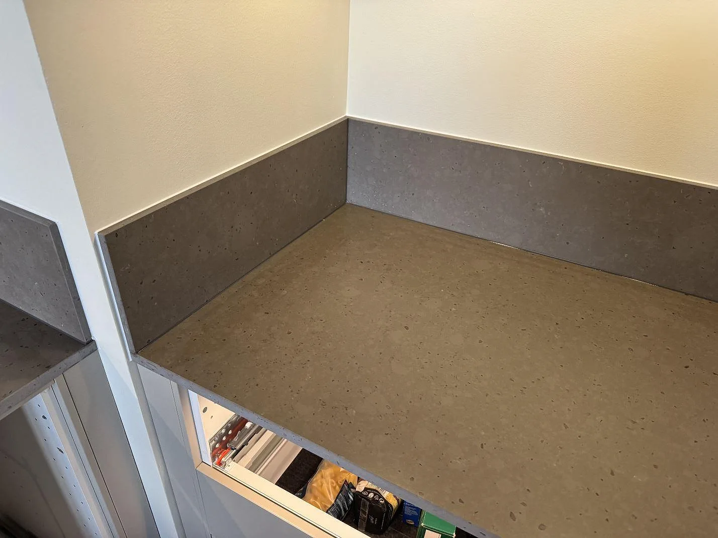 Køkkenbordplade i Silestone Brass relish, Göteborg – billede 6