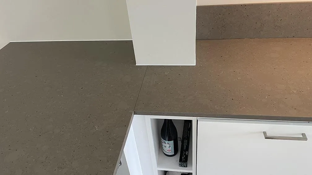 Køkkenbordplade i Silestone Brass relish, Hjärup – billede 7