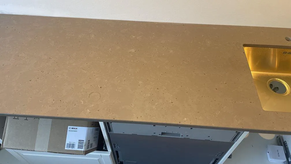 Køkkenbordplade i Silestone Brass relish, Hørsholm – billede 4