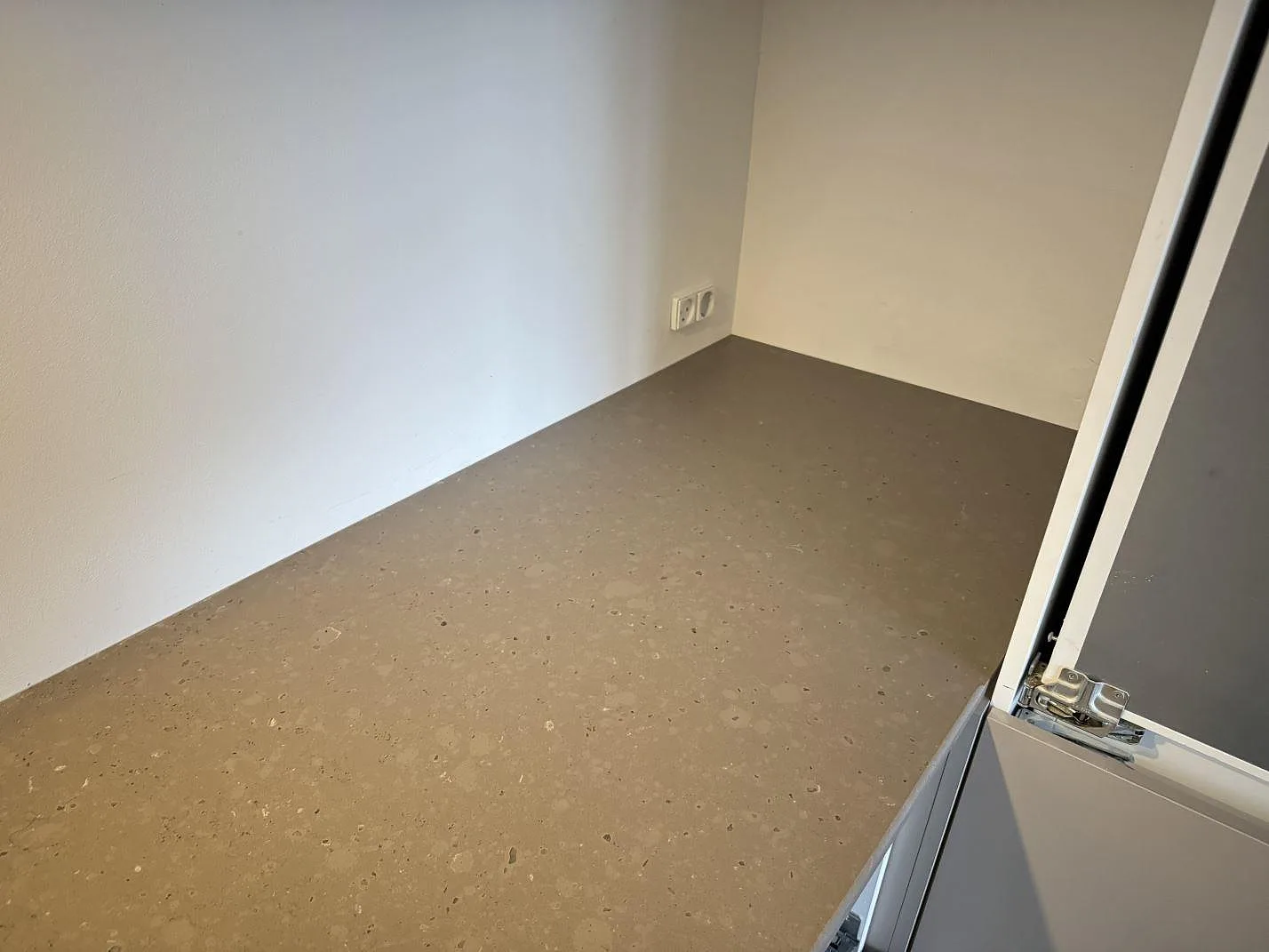 Køkkenbordplade i Silestone Brass relish, Klampenborg – billede 5