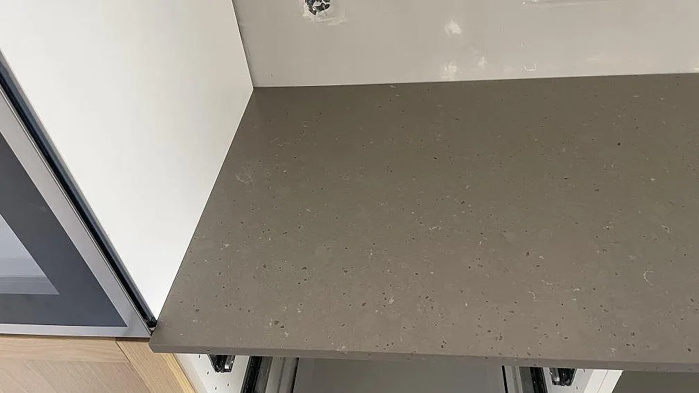 Køkkenbordplade i Silestone Brass relish, Malmö – billede 7