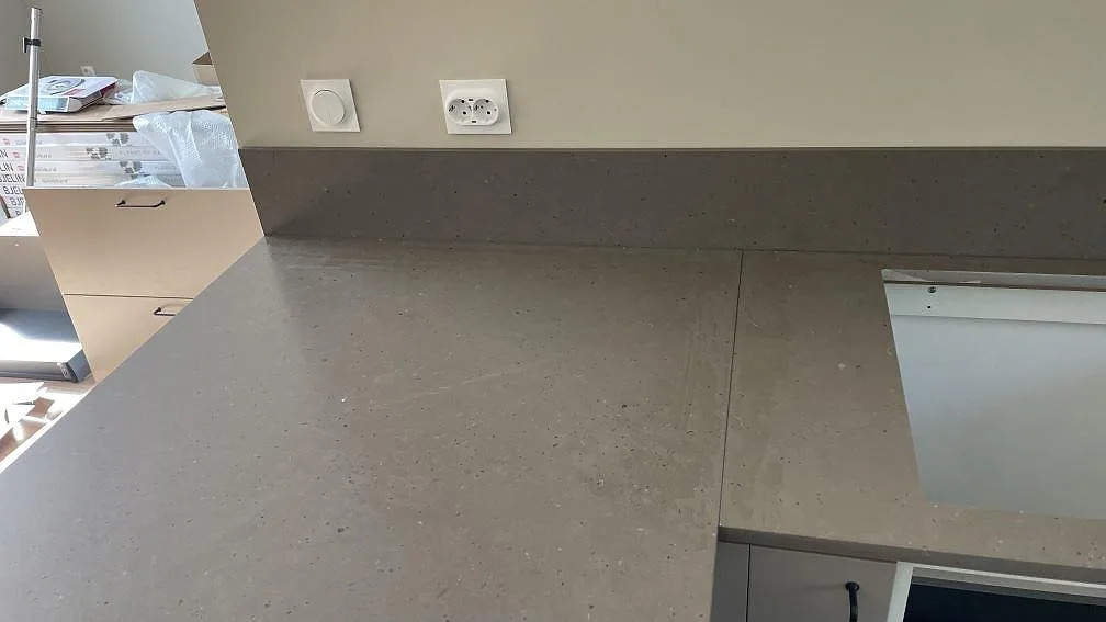 Køkkenbordplade i Silestone Brass relish, Nättraby – billede 4